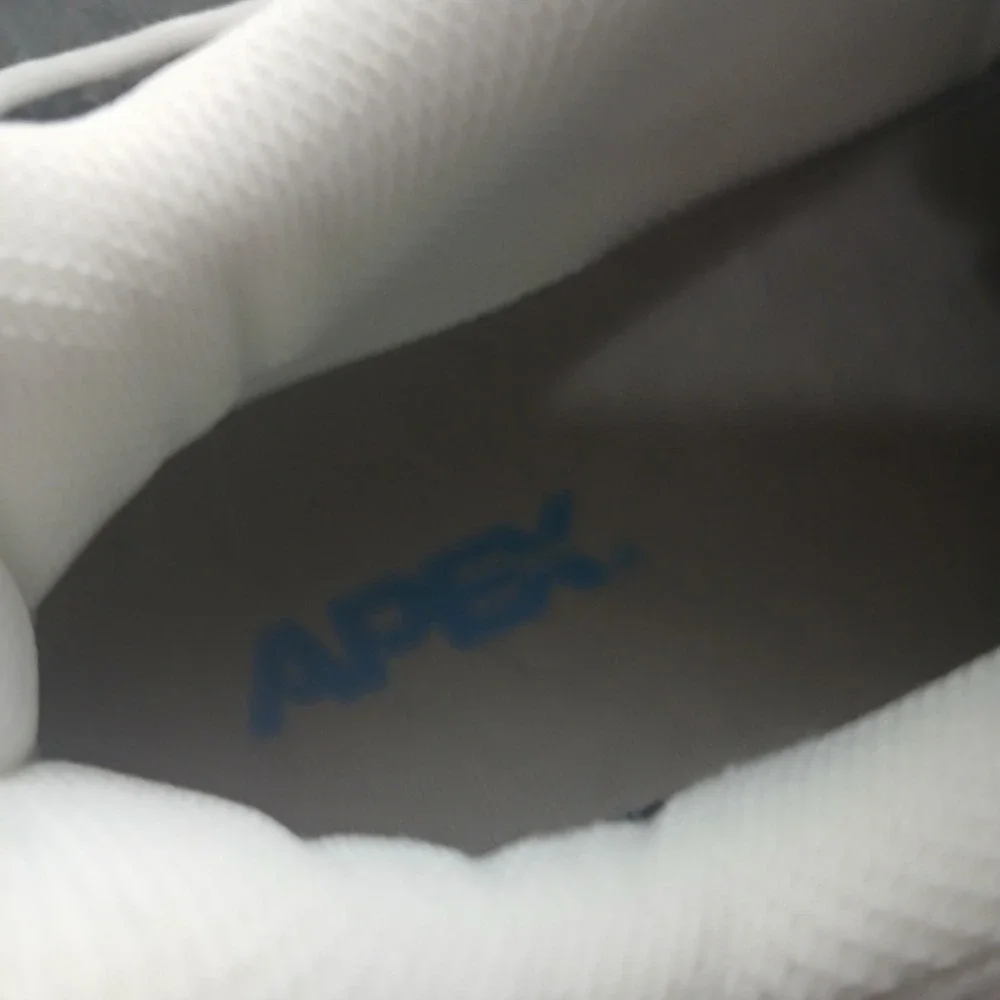 Apex Walking Shoes 9.5 X-Wide White Grey Leather Slip Resistant Dad Sneaker